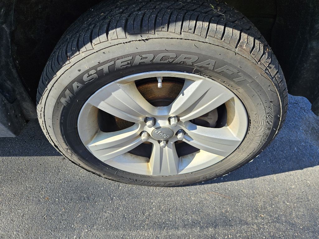 2011 Jeep Patriot Image 23