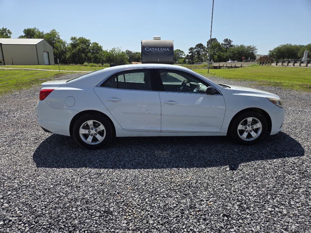 2013 Chevrolet Malibu Image 4