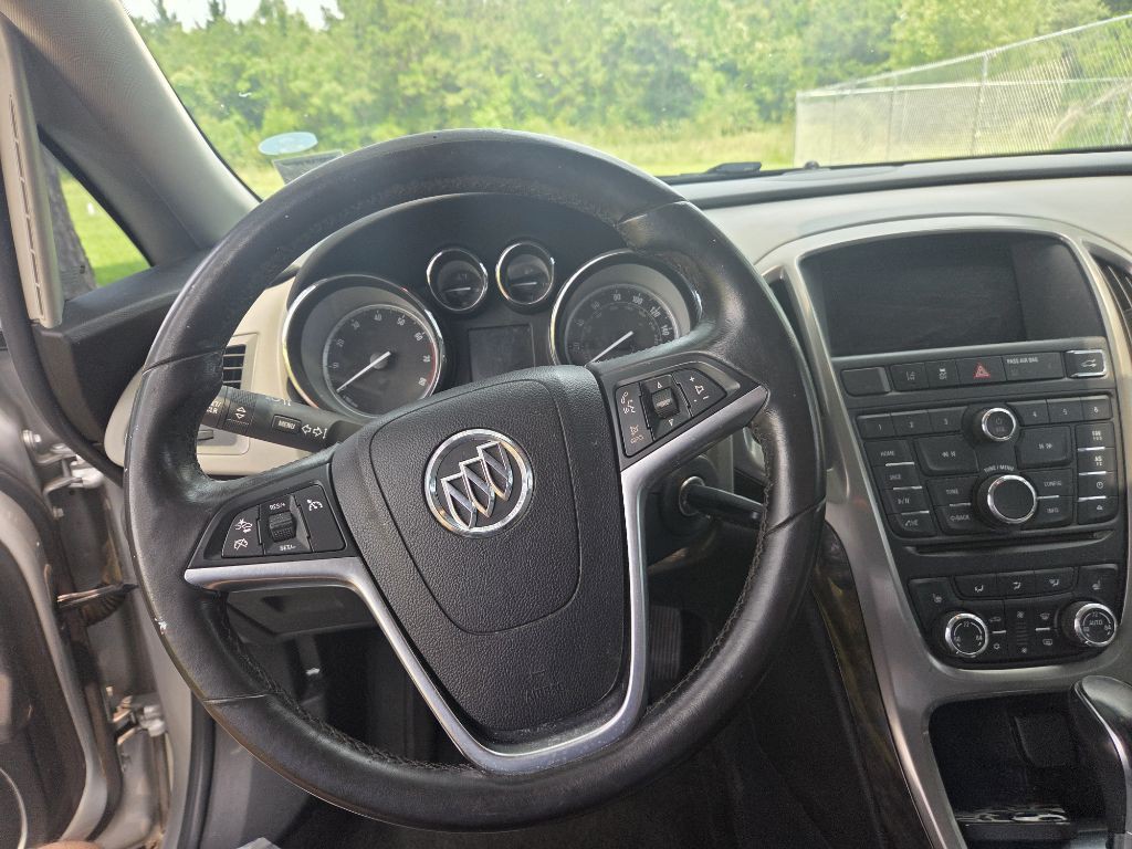 2014 Buick Verano Image 5