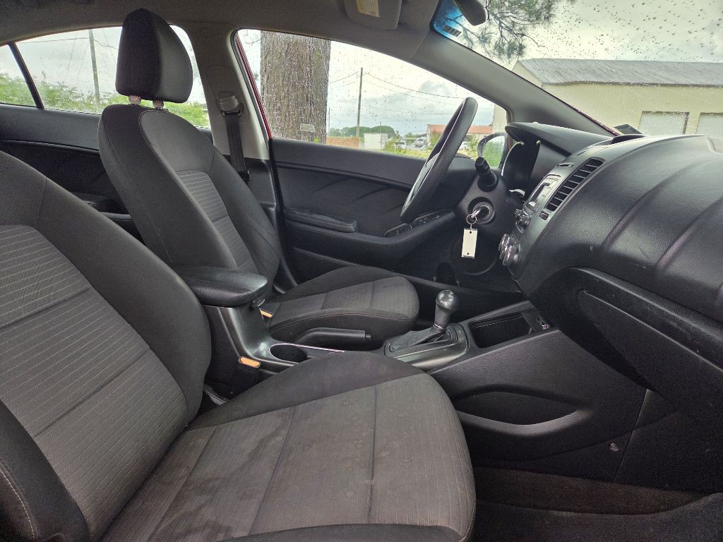 2015 Kia Forte Image 6