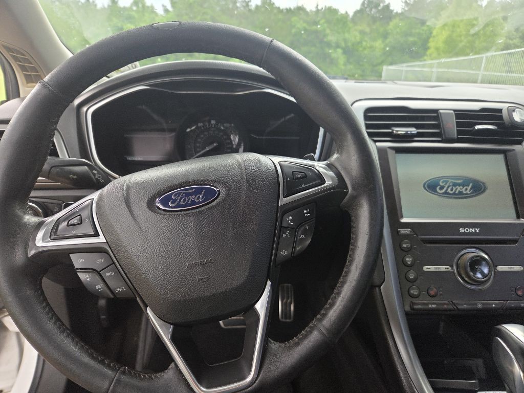 2016 Ford Fusion Image 5