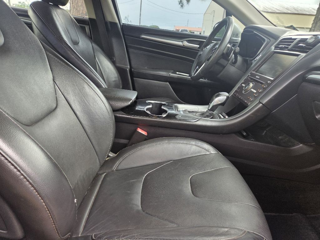 2016 Ford Fusion Image 9