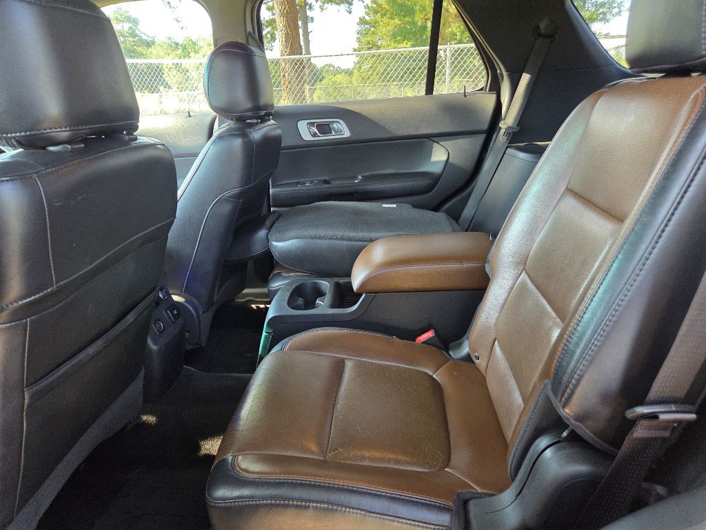 2011 Ford Explorer Image 8