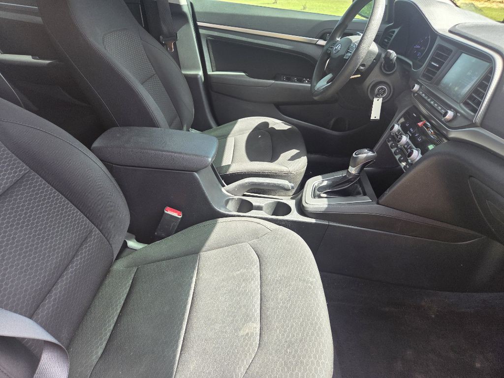 2020 Hyundai Elantra Image 9