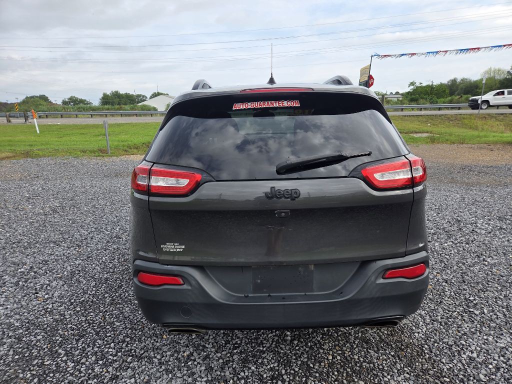 2016 Jeep Cherokee Image 2