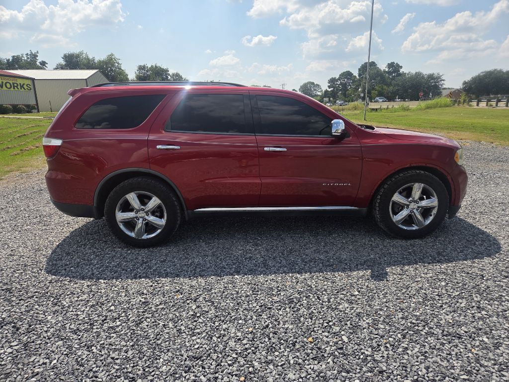2011 Dodge Durango Image 2
