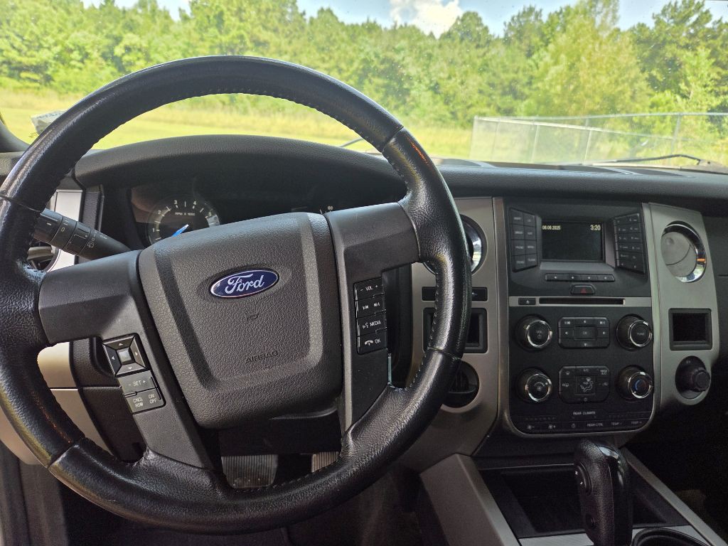 2017 Ford Expedition Image 5