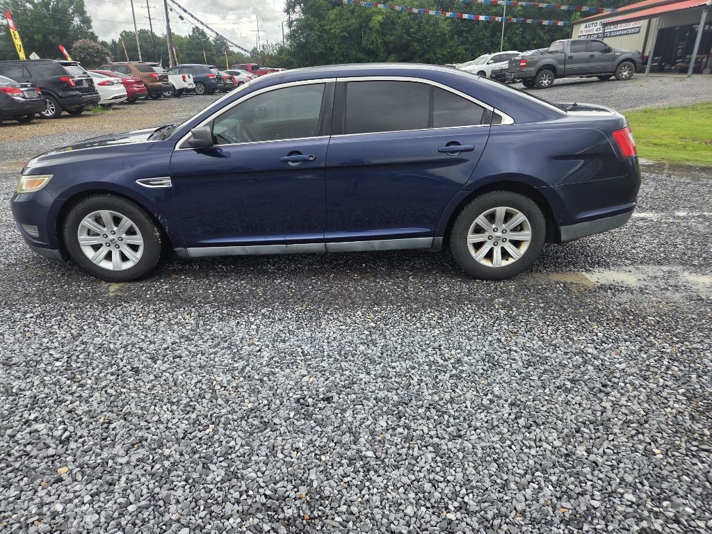 2011 Ford Taurus Image 3