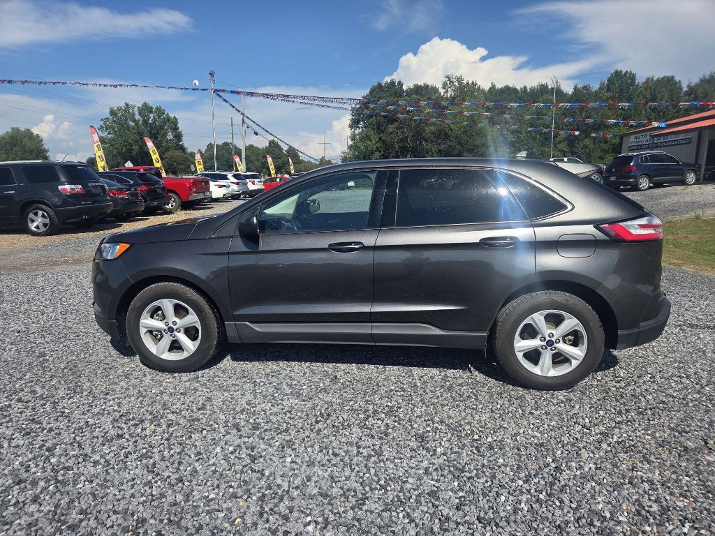 2020 Ford Edge Image 4