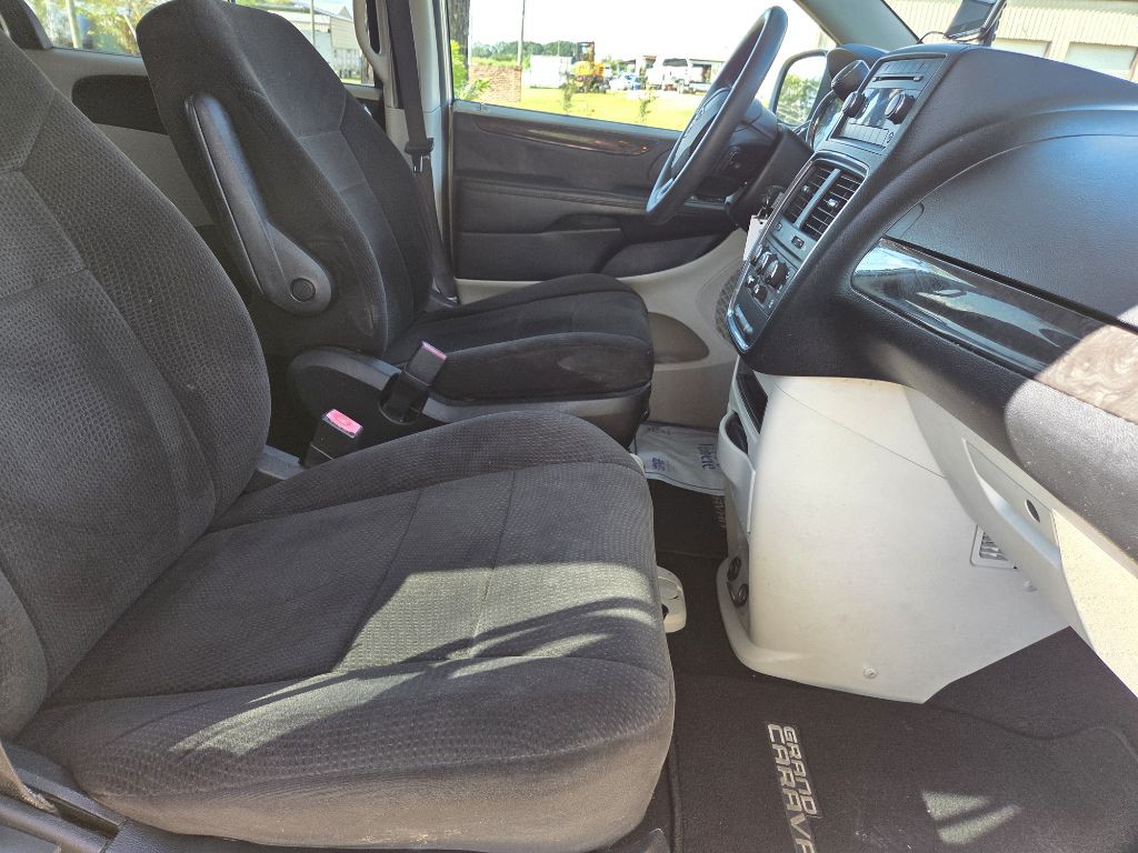 2013 Dodge Grand Caravan Image 10