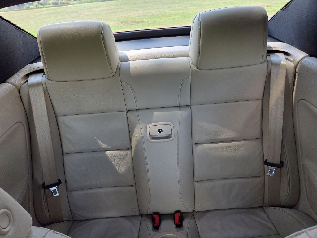 2013 Volkswagen Eos Image 8