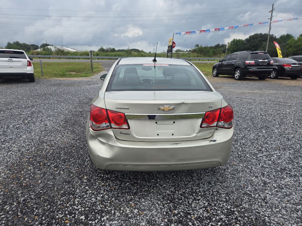 2014 Chevrolet Cruze Image 3