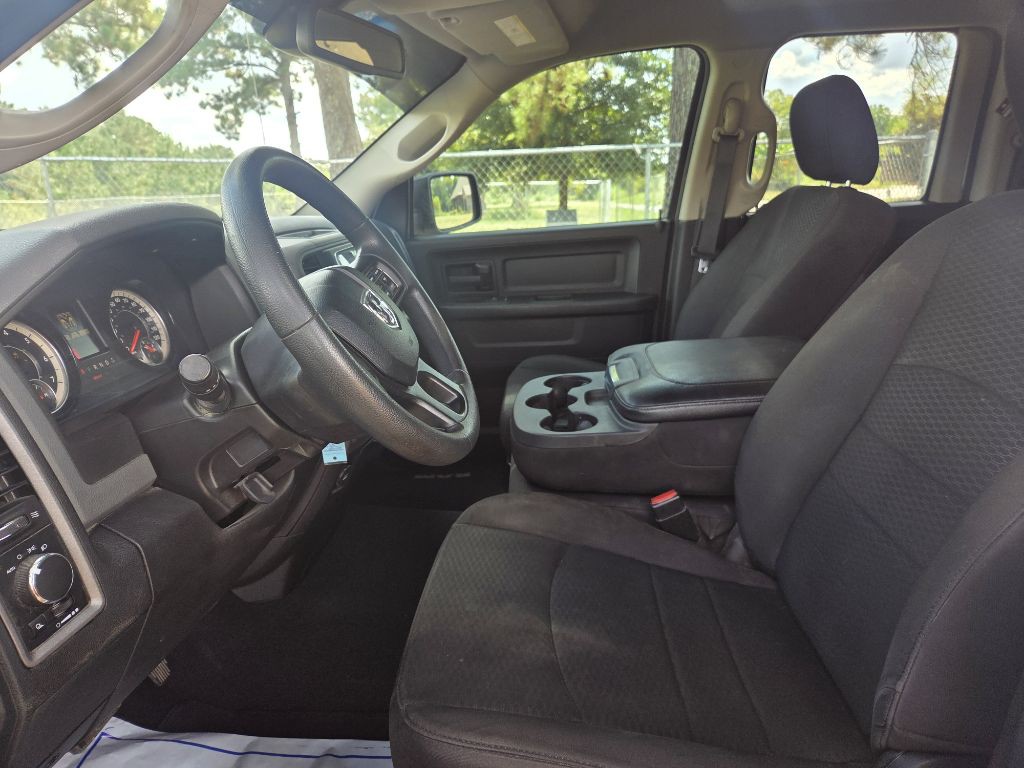 2019 RAM 1500 Image 6