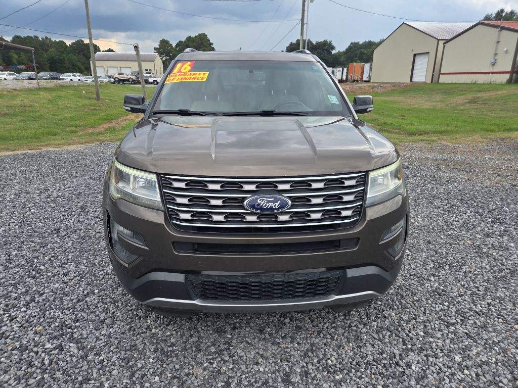 2016 Ford Explorer Image 1