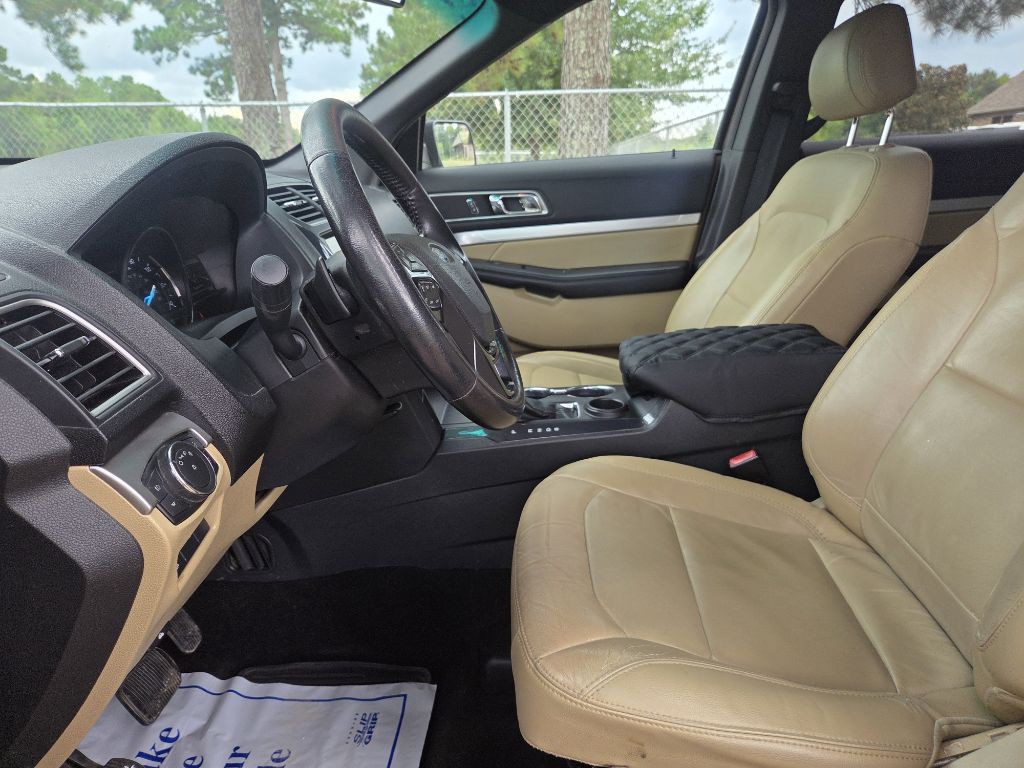 2016 Ford Explorer Image 6