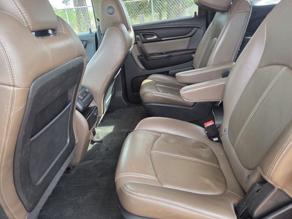2016 GMC Acadia Image 7