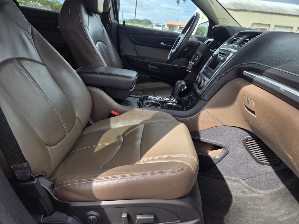 2016 GMC Acadia Image 9