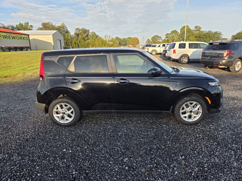 2020 Kia Soul Image 3
