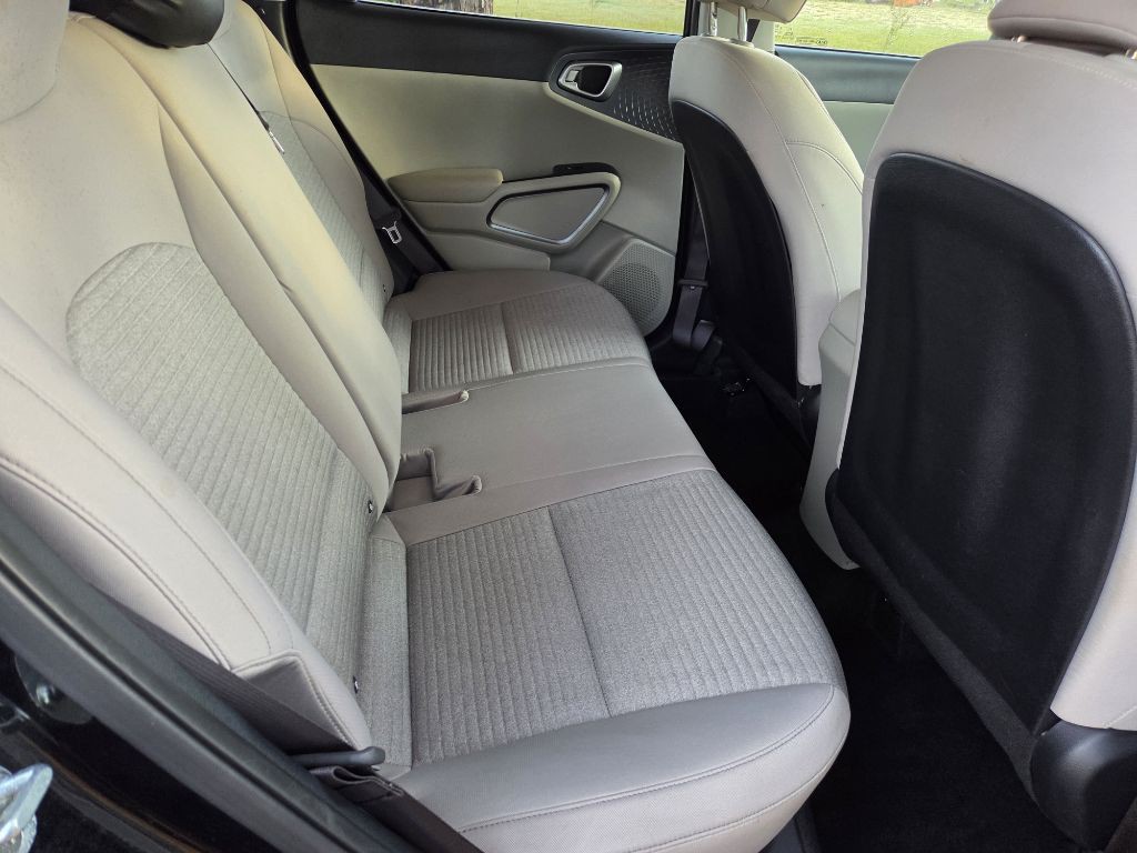 2020 Kia Soul Image 6