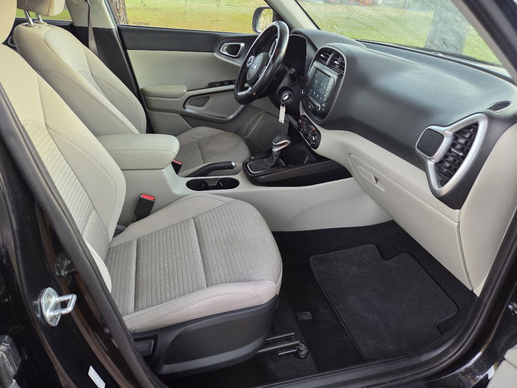 2020 Kia Soul Image 8