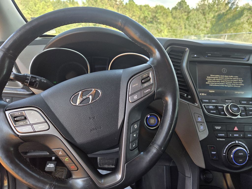 2013 Hyundai Santa Fe Sport Image 4
