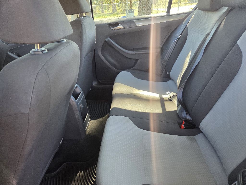 2018 Volkswagen Jetta Image 7