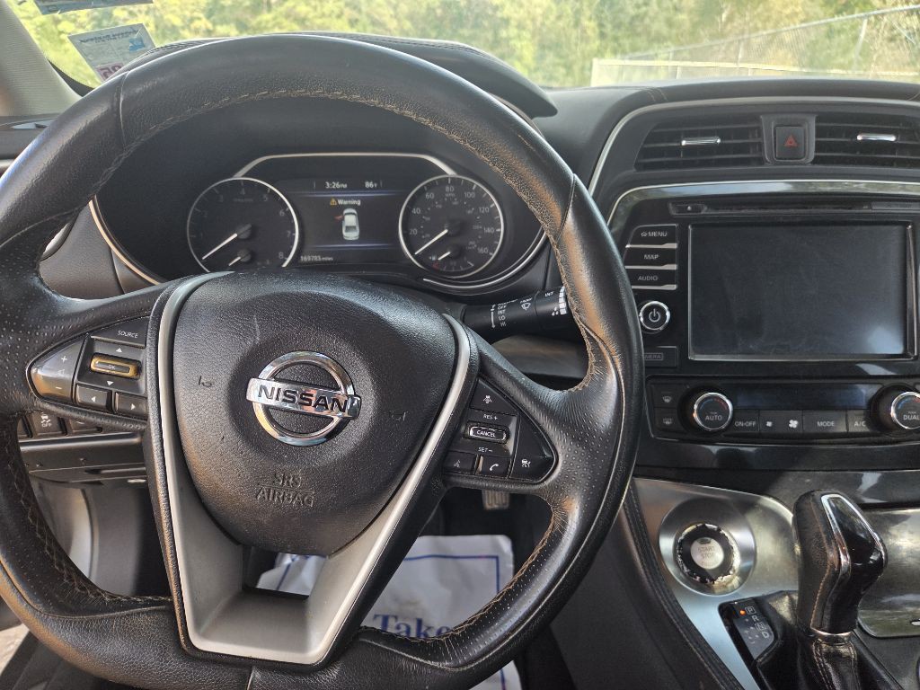 2017 Nissan Maxima Image 5