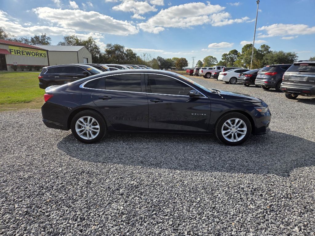 2018 Chevrolet Malibu Image 2