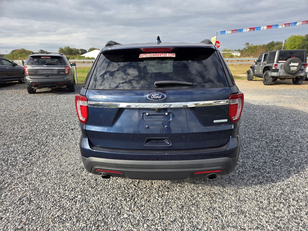 2017 Ford Explorer Image 3