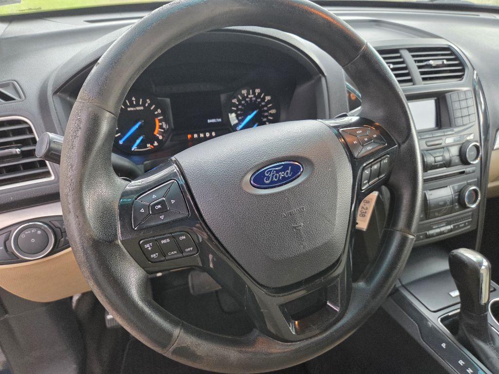 2017 Ford Explorer Image 5
