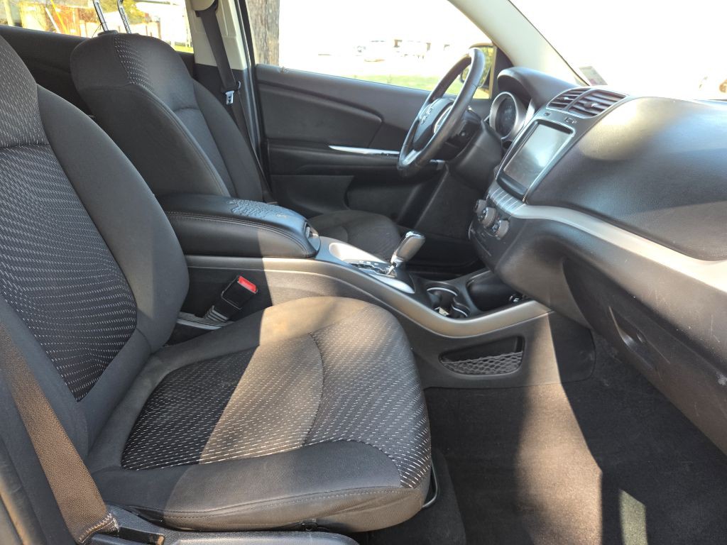 2017 Dodge Journey Image 9