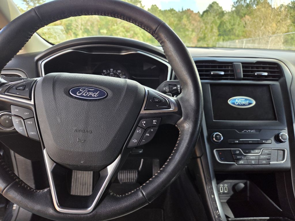 2019 Ford Fusion Image 5