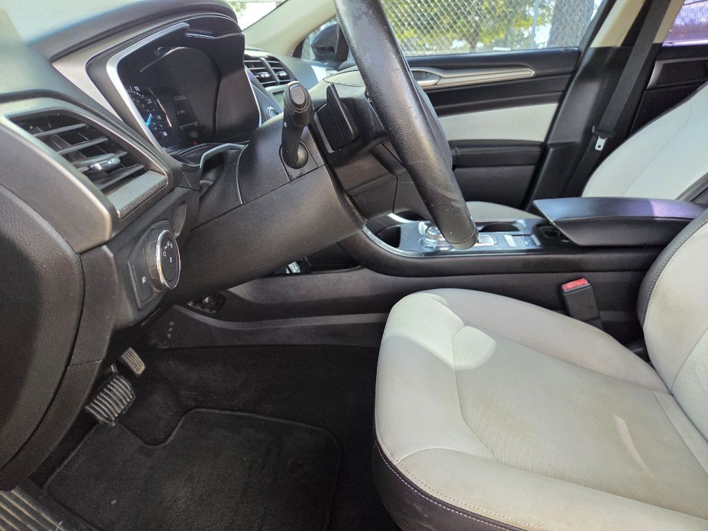 2019 Ford Fusion Image 6