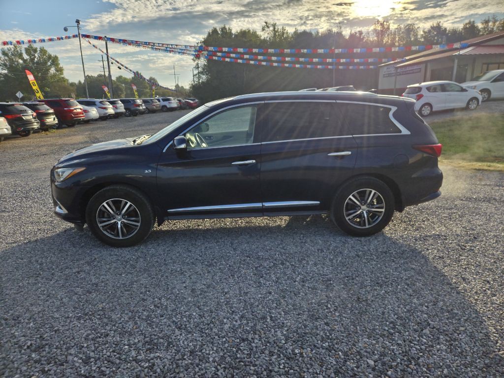 2017 INFINITI QX60 Image 2