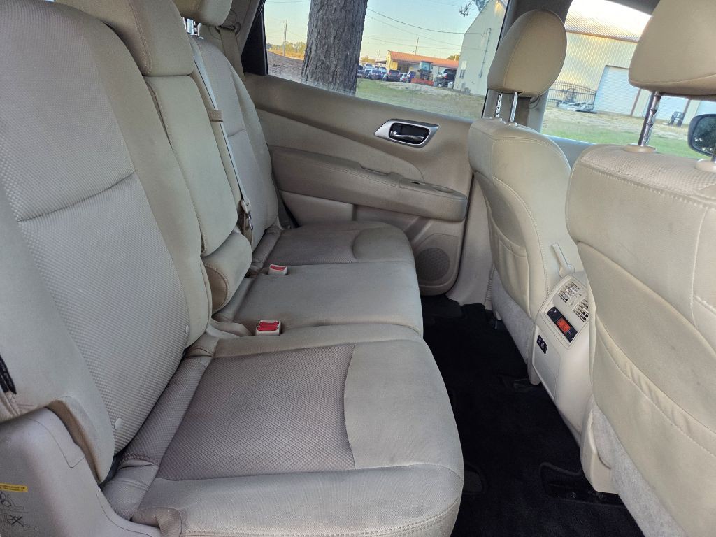 2020 Nissan Pathfinder Image 8