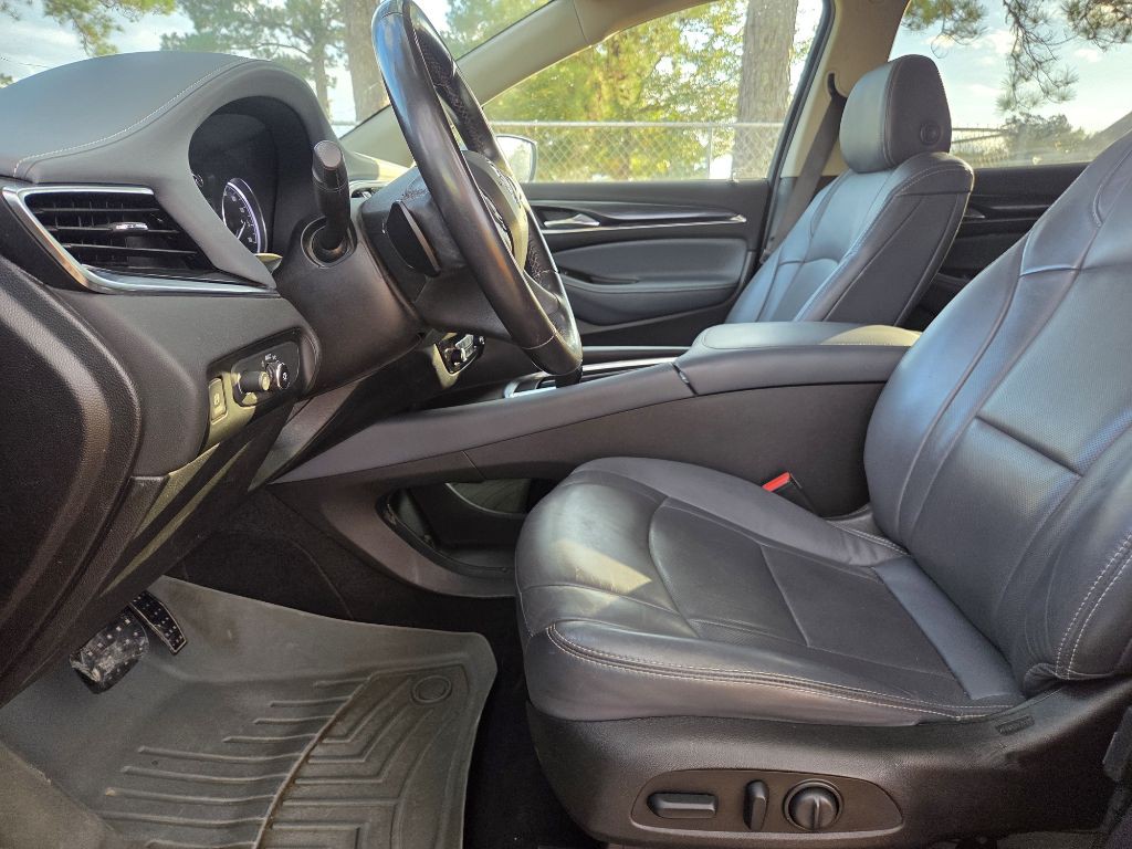 2018 Buick Enclave Image 4