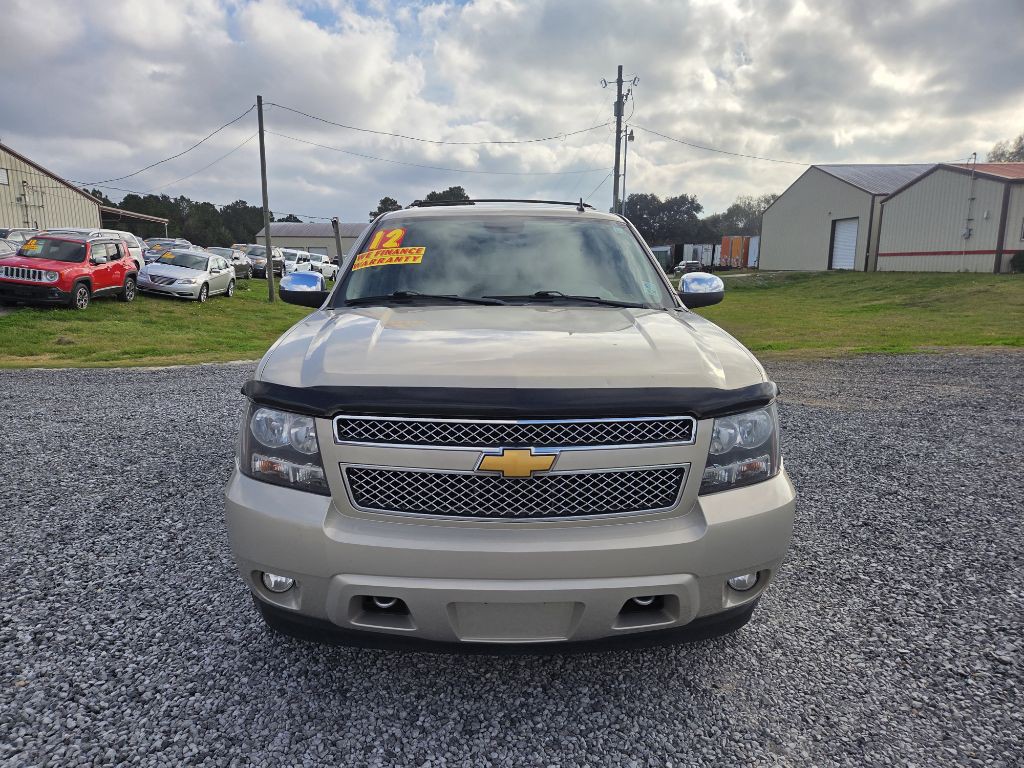 2012 Chevrolet Suburban Image 1