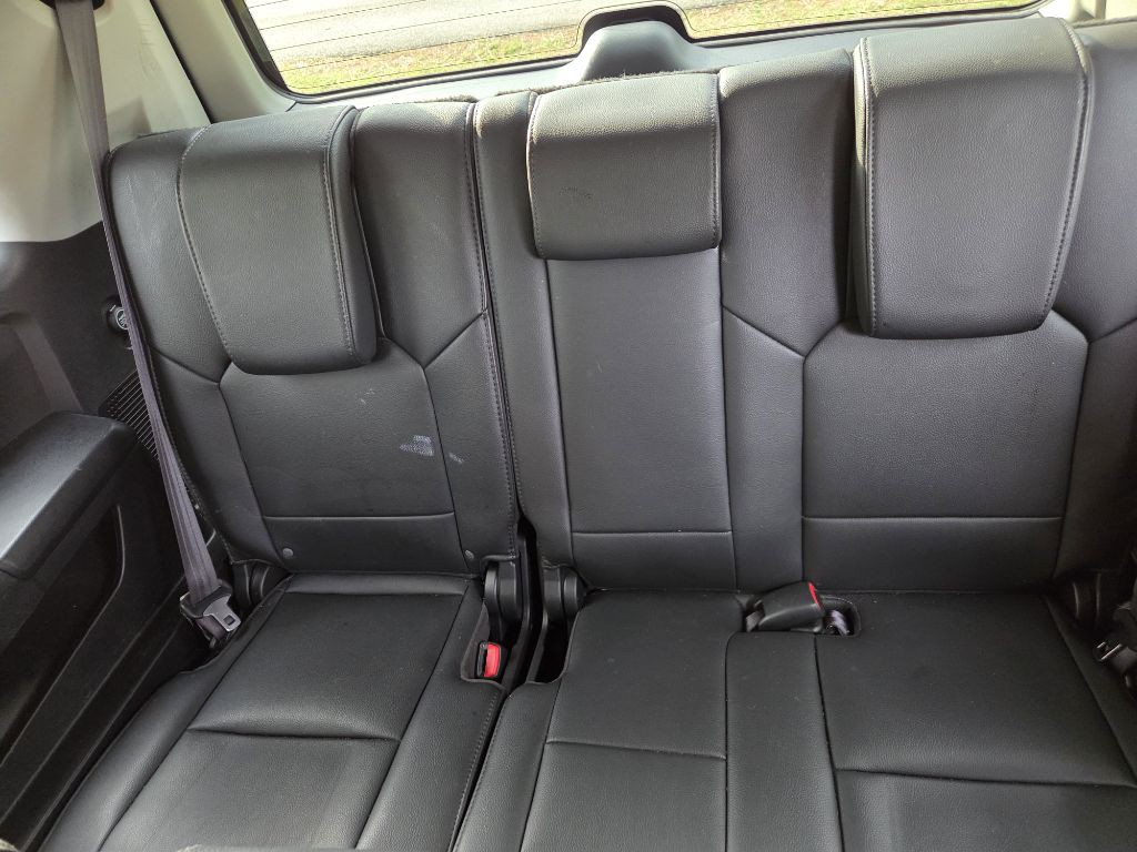 2015 Honda Pilot Image 8