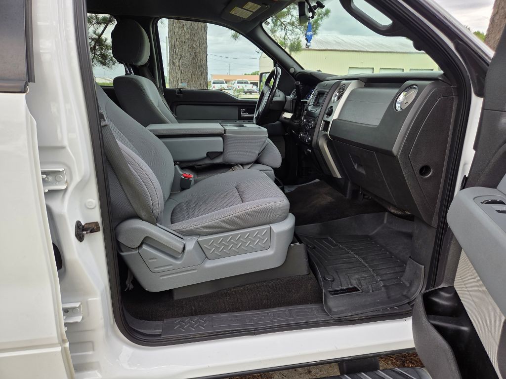 2013 Ford F-150 Image 9