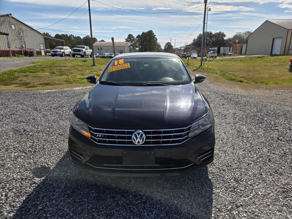 2018 Volkswagen Passat Image 1