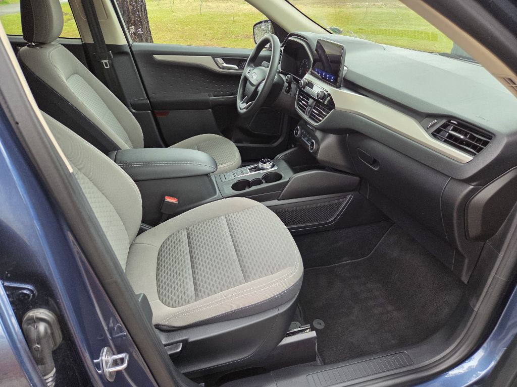 2020 Ford Escape Image 11