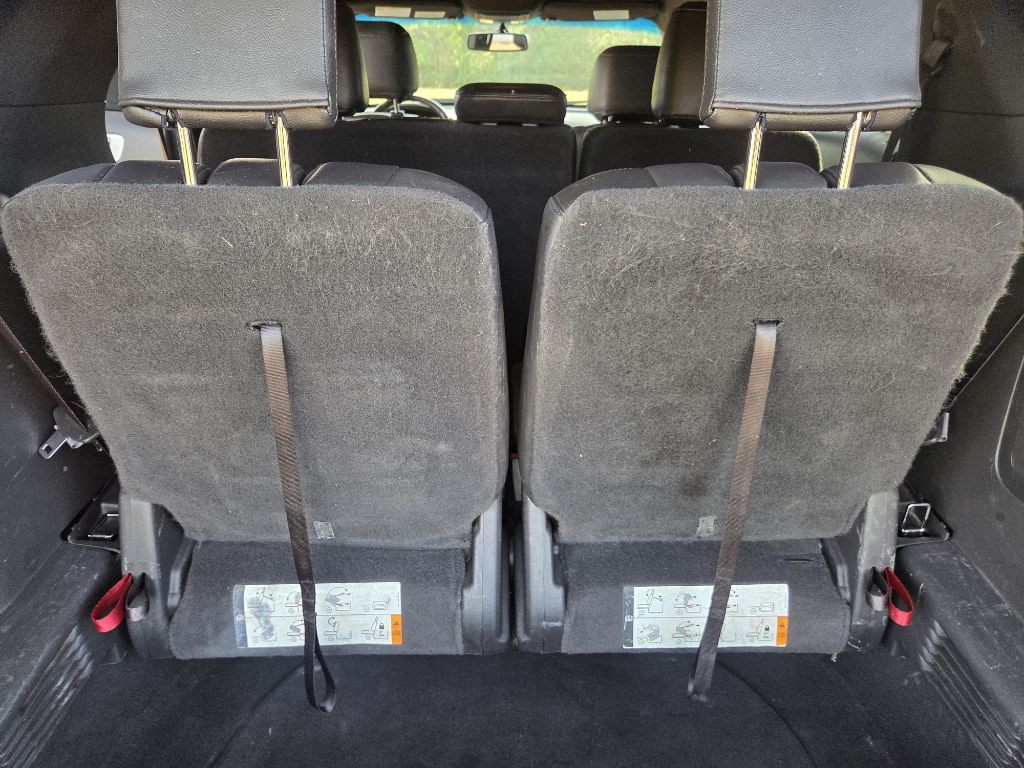 2015 Ford Explorer Image 9