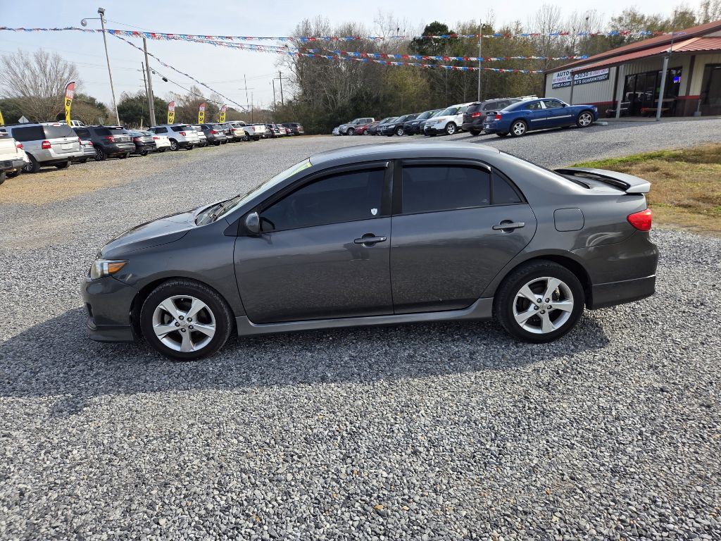 2011 Toyota Corolla Image 2