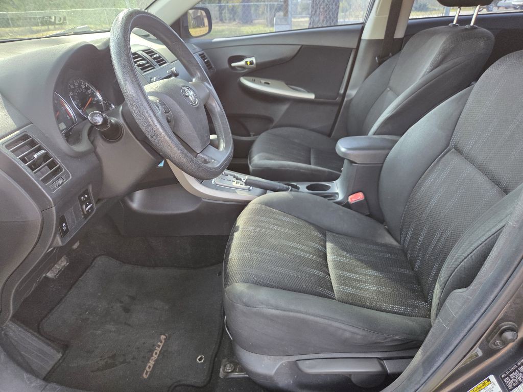 2011 Toyota Corolla Image 5