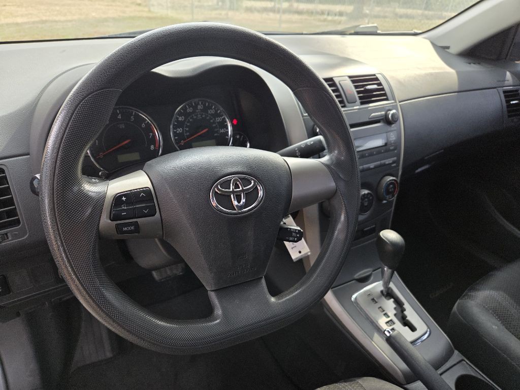 2011 Toyota Corolla Image 6