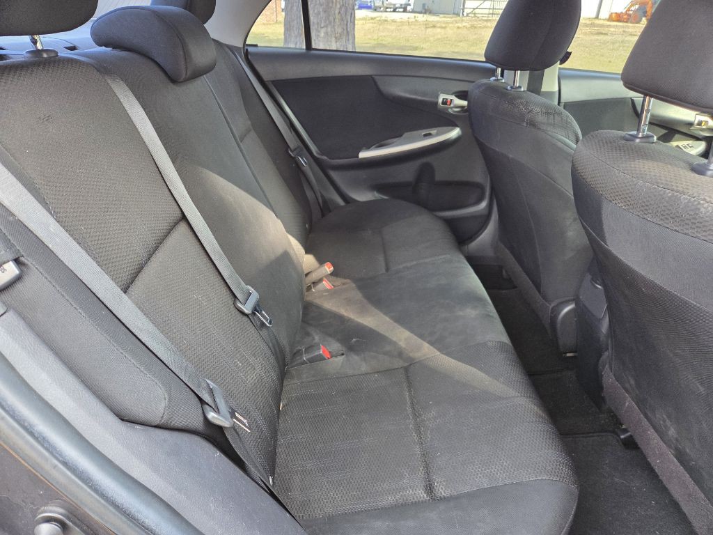 2011 Toyota Corolla Image 9