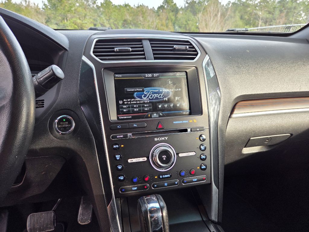 2016 Ford Explorer Image 9