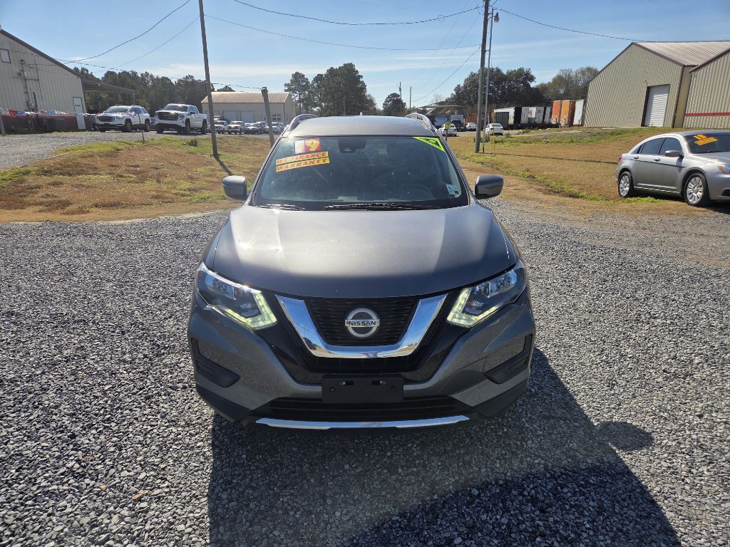 2019 Nissan Rogue Image 1