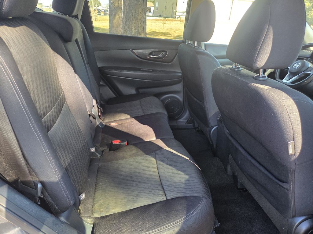 2019 Nissan Rogue Image 10