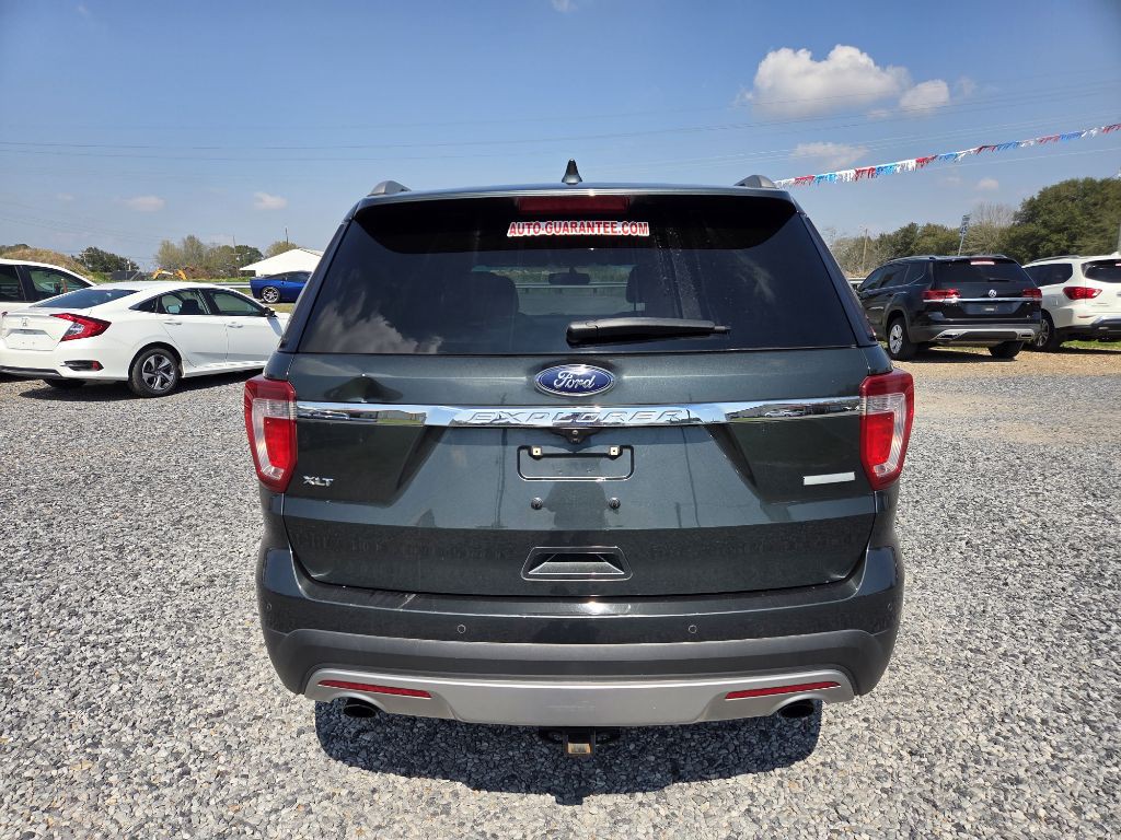 2016 Ford Explorer Image 3